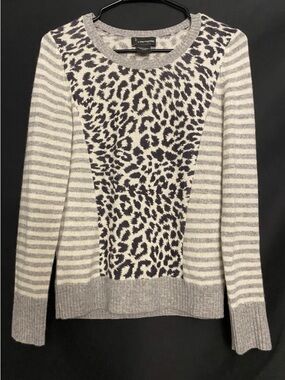 Bloomingdale's Gray and Cream Leopard-Panel Striped Cashmere Crewneck Sweater